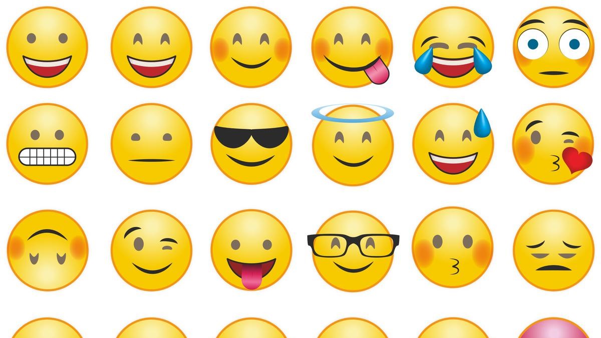 Google Messages tests letting you react with any emoji
